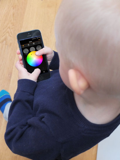 Wortwörtlich: Leuchtensteuerung per App - Kinderleicht zu bedienen!