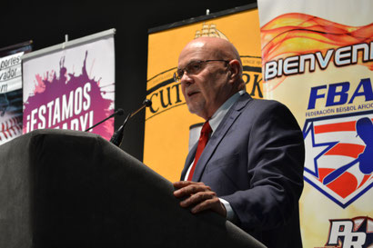 Dr. José Quiles, presidente de la Federación de Béisbol de Puerto Rico dio detalles del inicio de la Temporada 2019