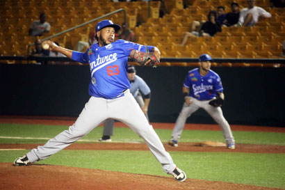 Eddy Reynoso - Cangrejeros de Santurce / foto por (LBPRC Media)