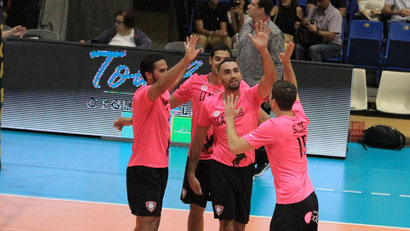 Llaneros de Toa Baja celebran ante los Changos de Naranjtio en su primera victoria en la LPV / Foto suministrada por LPV