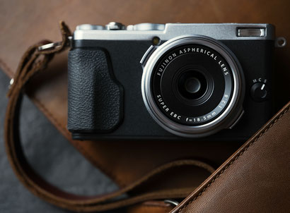 Fujifilm X70 © Michael Schnabl