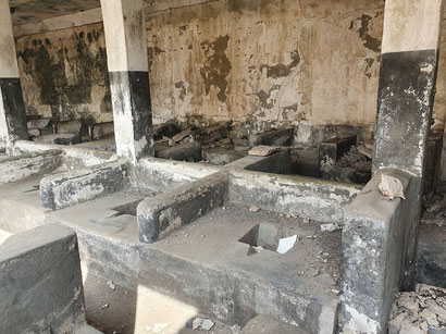 Sanitäre Anlagen des einstigen Gefängnisses.
