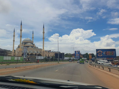 Limann-Highway in Accra - ausnahmsweise ohne Stau.