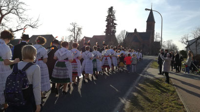 Fastnacht in Drachhausen niedersorbisch wendische tracht