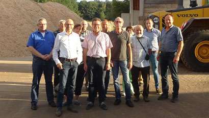 Gewerbeverein Grebenau bei Besichtigung Hessen Pellets Hosenfeld