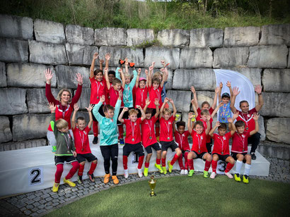 F-Junior:innen des FC Büsingen nach dem Turnier