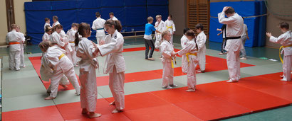 Archivbild - JJU NW Jugendtraining im Jiu Jitsu