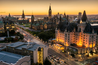 Parliament Hill Ottawa Fairmont Chateau Laurier