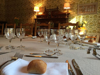 Table d'hôtes au chateau du Payre, salle à manger