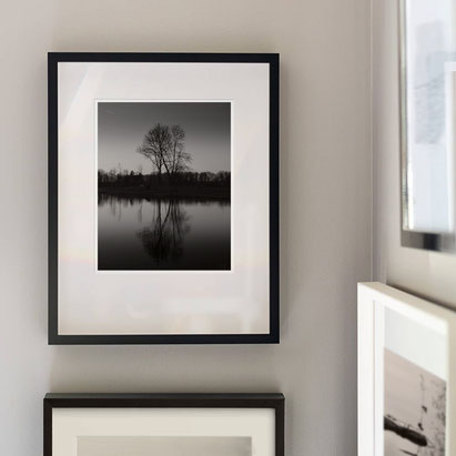 Fotokunst von Lena Weisbek Fine Art Print, gerahmt