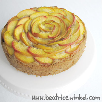 Beatrice Winkel - Nektarinen-Stachelbeer-Kuchen