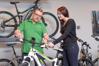 Kaufberatung zu den Besonderheiten von Speed-Pedelecs
