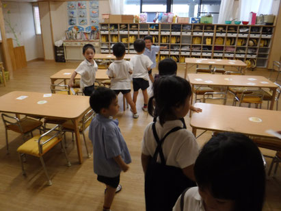 手裏剣を持って行くぞ〜!