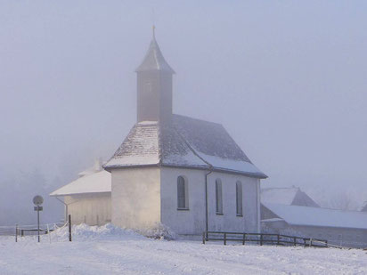 die Kapelle Reutenen mit dem Triboltinger Glöcklein