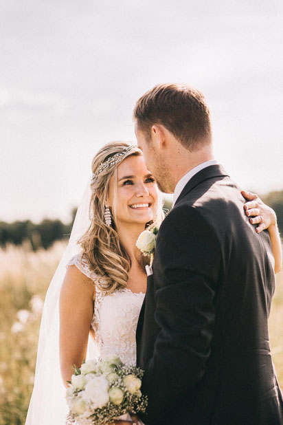 Die Freie Trauung in Willich. Das Golden Couple: Findet Ideen, Tipps und Inspirationen für eure Hochzeit, heiraten in Willich, NRW, Hochzeitsreportage, gefunden auf philosophyl