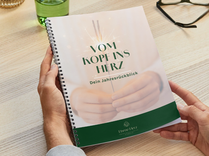 Cover vom E-Book: Dein Jahresrückblick für einen bewussten Jahreswechsel als PDF