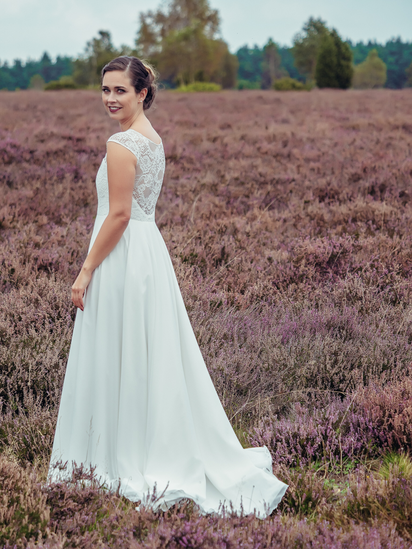 Vintage Brautkleid mit Spitze