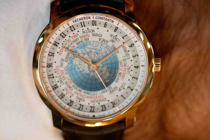 Weltzeituhr/ World time watch. Photo: Men's Individual Fashion.
