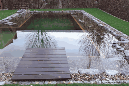 von SchwimmteichFürDich gebauter Teich von der Planung bis zur Bepflanzung, Teich mit 3 x 6 m Badezone, Holzquerverbau