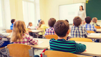 Clases de refuerzo e inglés en la Asociación Homa Digno