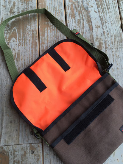 JINDAIJI MOUNTAIN WORKS Ramblin Bag aka Mini Messenger JINDAIJI MOUNTAIN WORKS Ramblin Bag aka Mini Messenger