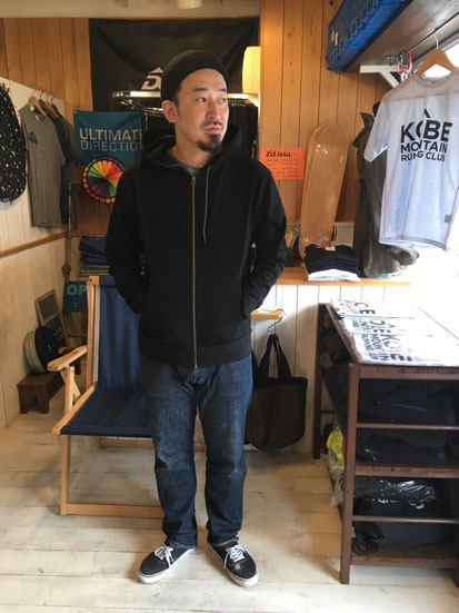※181㎝85㎏体型でサイズ「6（XL）」着用しています。
