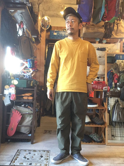 ※172㎝64㎏体型でサイズ「M」着用（OLIVE DRAB）