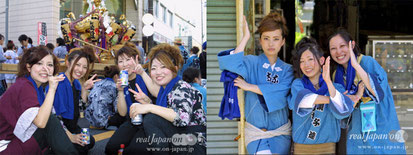 各地で取材撮影させていただいた、お祭り参加者皆様の笑顔写真集