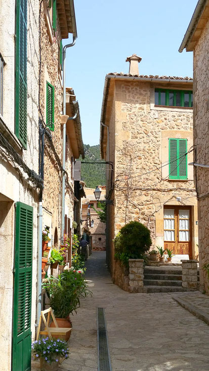 Durch die Gassen von Valldemossa
