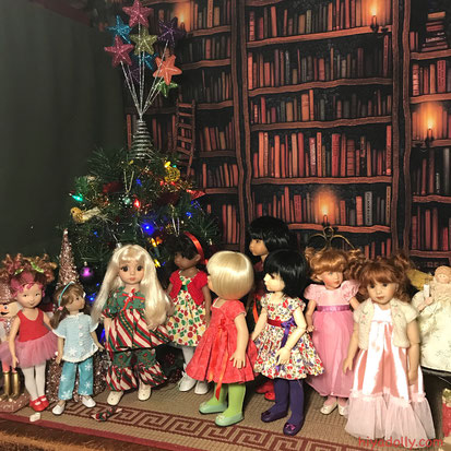 Dolltown Little Girls Christmas 2019