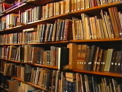 Videoschnappschuss der Bergschulbibliothek Aachen kurz vor der Schließung 1988