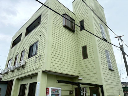 【ビフォー写真】越谷市の塗装会社が施工した会社社員寮の外観(千葉県野田市)