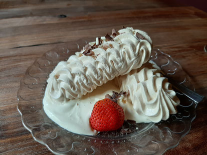 Meringues double crème.