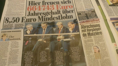 Die BILD zeigt mit dem Finger lieber auf das hohe Einkommen anderer, statt darüber zu sprechen, warum Verlage Mindestlohn-Sonderregeln durchgesetzt haben. Foto: Privat