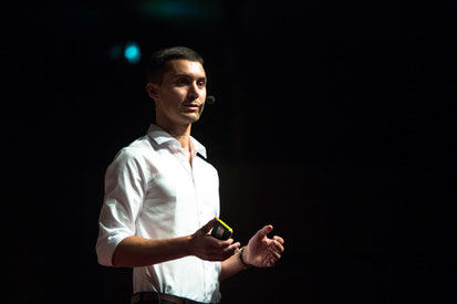 nicolas plain contact scientifique ingénieur conferencier