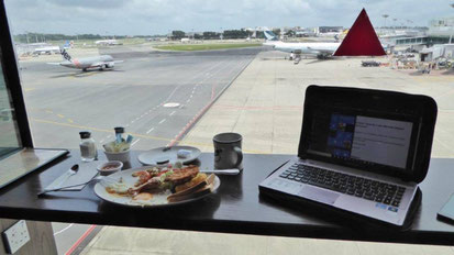 Bild: American-Spotter-Breakfast auf dem Changi-Airport in Singapur