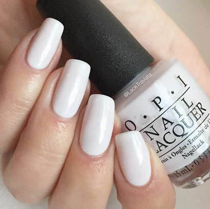 Swatch OPI Chiffon My Mind