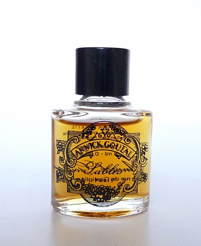 MINIATURE SABLES - OFFERTE SANS BOÎTE