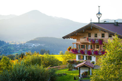 Hier in Unter Aurach, Blick auf das Haus