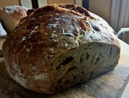 Mühlibachbrötli im Gusseisentopf gebacken