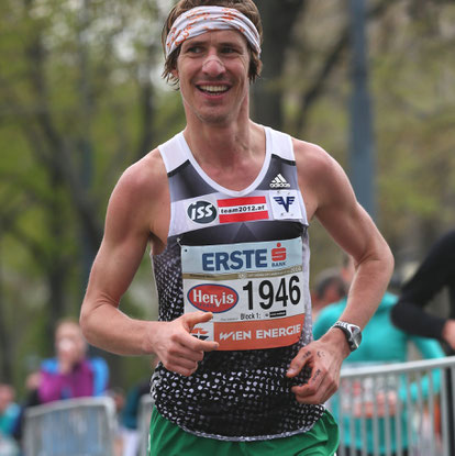 Martin Mistelbauer (team2012.at) läuft einen tollen Marathon und wird mit 2:29:52 Gesamt 22. und drittbester Österreicher!