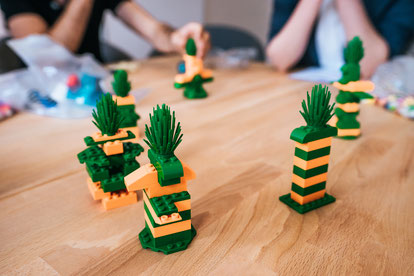 LEGO SERIOUS PLAY Workshop Produktentwicklung Teambuilding