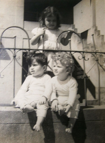 Pyari e os Irmas gêmeos, ao se mudarem para o Rio de Janeiro em 1949