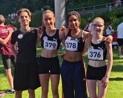 Kasimir Marel, Lilly Prentzel, Pauline Ngangoua und Karla Marel