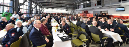 Zahlreiche Gäste bei der Einweihung des neuen Feuerwehrhauses im März 2018. Pressefoto IVZ