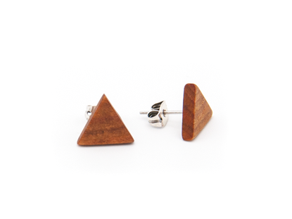 Ohrstecker Holzohrstecker Zwetschkenholz Zoe Stilbild