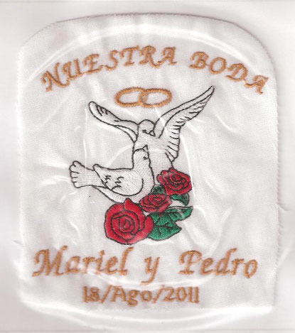 El Bordado Nunca Habia Sido Tan Facil Solo Ven Escoge De Nuestros Disenos El Que Mas Te Guste Ponle Tu Nombre S Y La Fecha De Tu Evento Y Listo Regala Un Bonito Disenos, elegancia e imagenes de servilletas para boda. el bordado nunca habia sido tan facil
