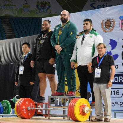Winning the gold medal at the 2016 Commonwealth Championships.
