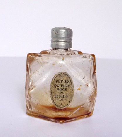 DELF - FLEUR QU'ELLE AIME - DOUBLE BOUCHON
