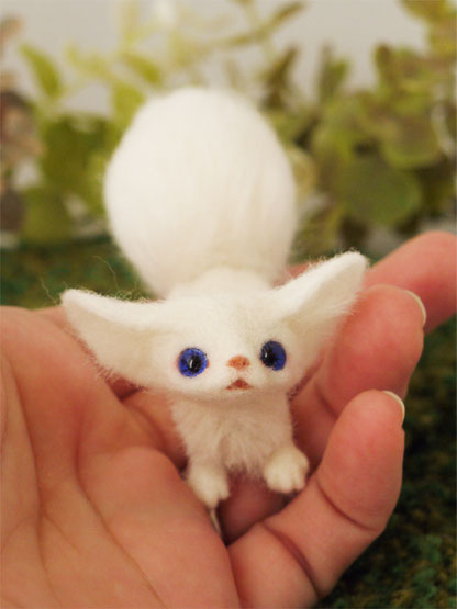 もふもふを知らなかったら人生の半分は無駄にしていた ラピス 羊毛フェルト ひつじのはね